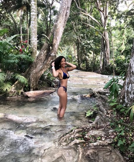 Heather Hemmens OnlyFansリークヌード写真