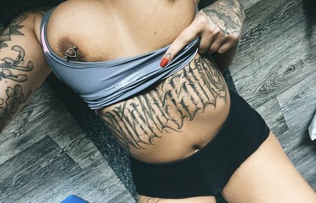 Nacktes geleaktes OnlyFans-Foto von Mia Sayuri