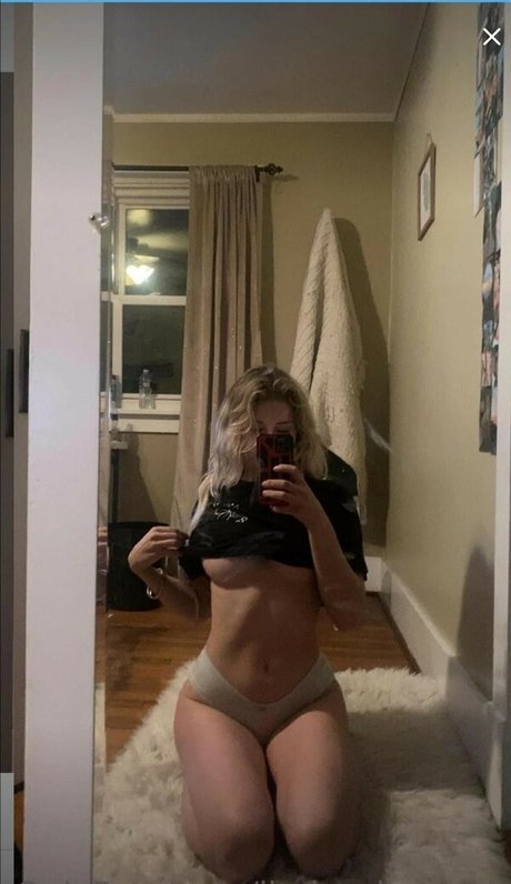 Lindsaybercosky naked leaks OnlyFans pic
