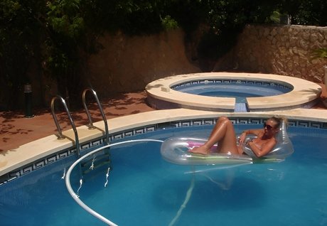 Photo nue de fuite OnlyFans de Anya Holberton