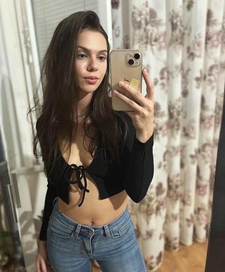 Photo nue de fuite OnlyFans de Foxy Laura