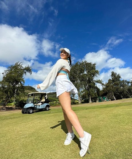 Foto di nudo di fuga di OnlyFans di Shelby Young