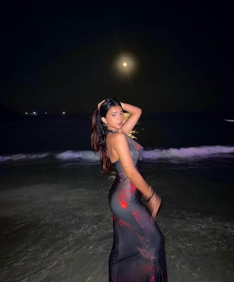 Apoorva Mukhija naked leaks OnlyFans pic