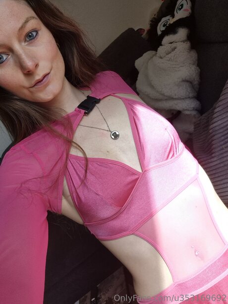 Naakte gelekte OnlyFans-foto van U353169692