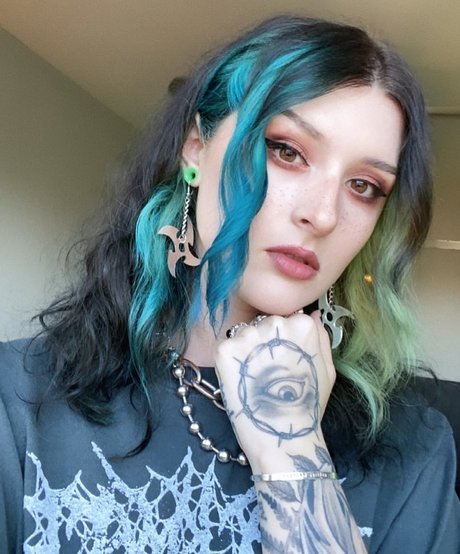 Foto nua vazada do OnlyFans de Mothica