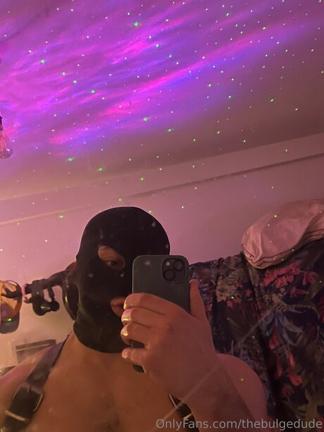 Thebulgedude naked leaks OnlyFans pic