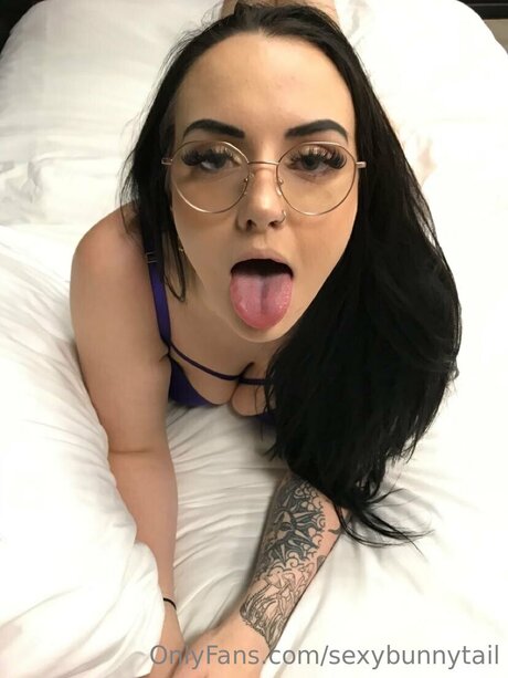Photo nue de fuite OnlyFans de Sexybunnytail