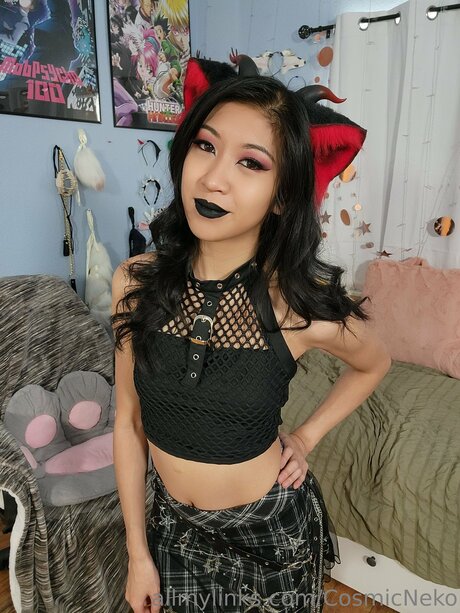 Naakte gelekte OnlyFans-foto van Cosmicneko