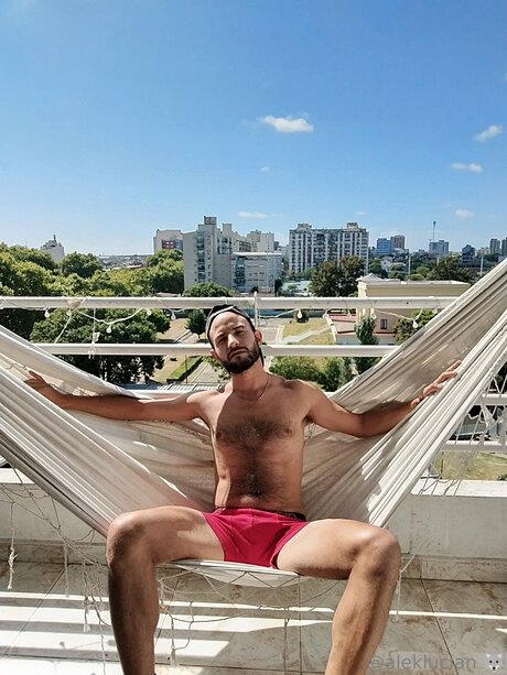 Aleklucian OnlyFans 유출 누드 사진