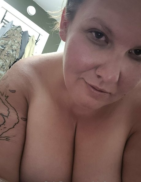 Foto desnuda filtrada de OnlyFans de Bigmommasoul