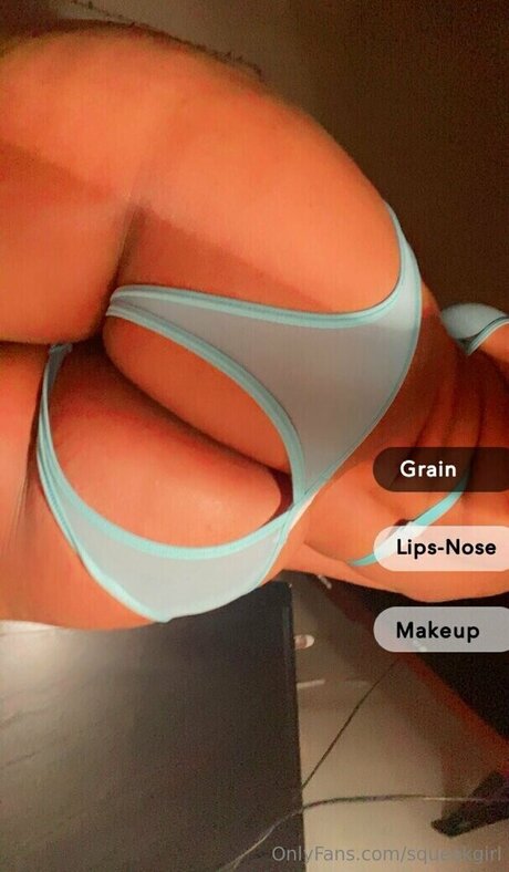 Nagie wyciekłe zdjęcie OnlyFans od Squeak Girl