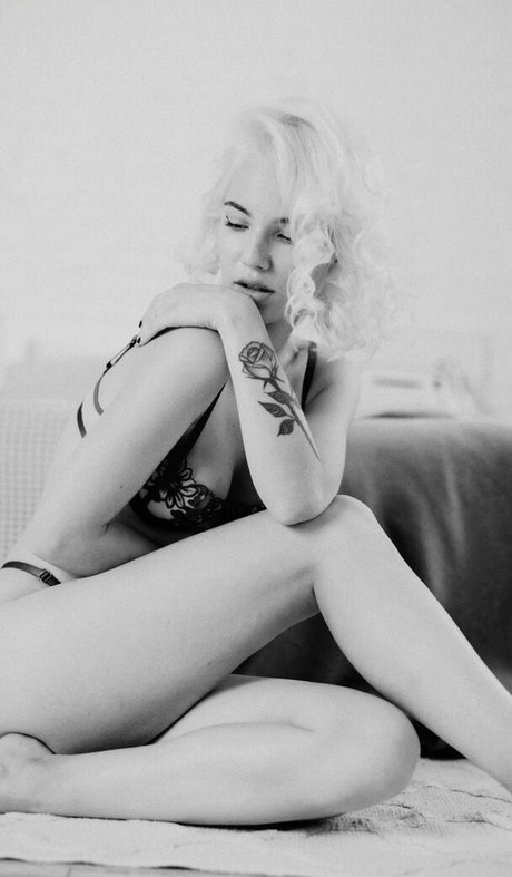 Ostudiospace naked leaks OnlyFans pic