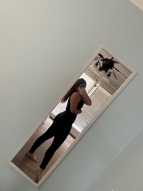 Hailey naked leaks OnlyFans pic