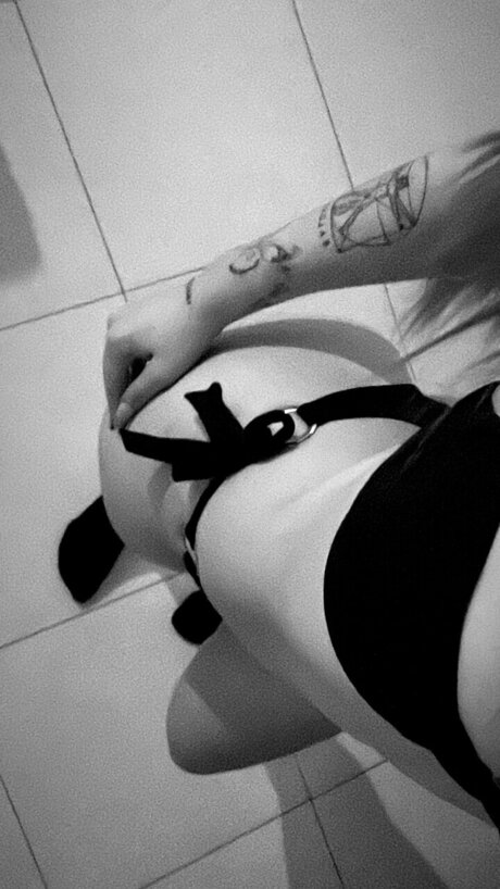 Nahá fotka uniklých OnlyFans od Kitty 