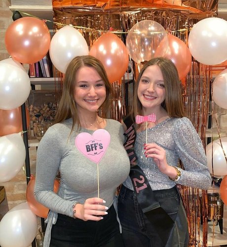 Madeline P naked leaks OnlyFans pic