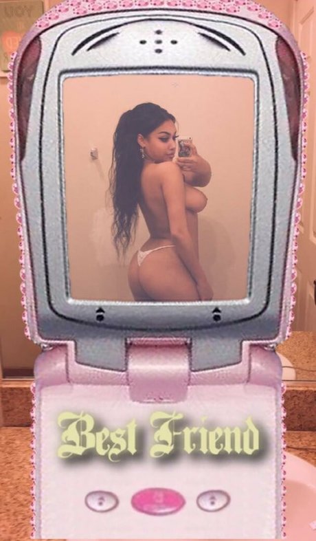 Foto desnuda filtrada de OnlyFans de Monicaxoxo