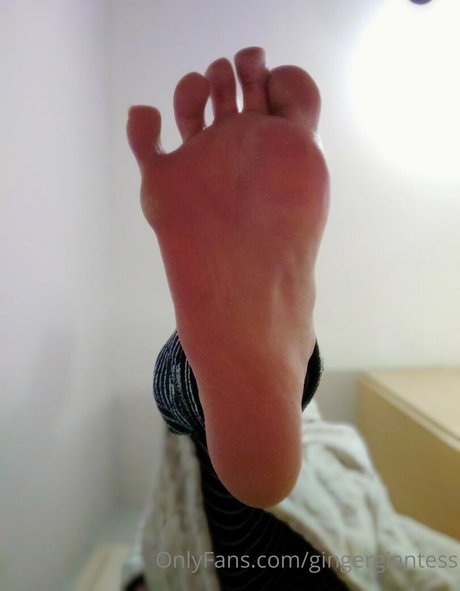 Gingergiantess naked leaks OnlyFans pic