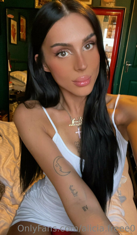 Nahá fotka uniklých OnlyFans od Aliciafreee0