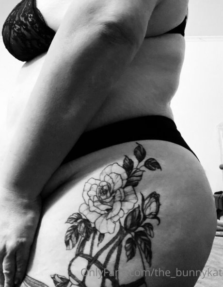 Nahá fotka uniklých OnlyFans od Thebunnykat