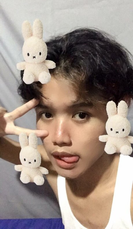 Nahá fotka uniklých OnlyFans od Femboy4eva