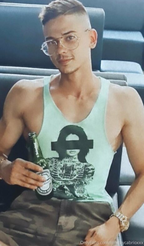 Nahá fotka uniklých OnlyFans od Tommycabrioxxx