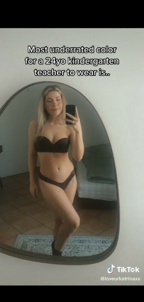 Photo nue de fuite OnlyFans de Lovekatrina