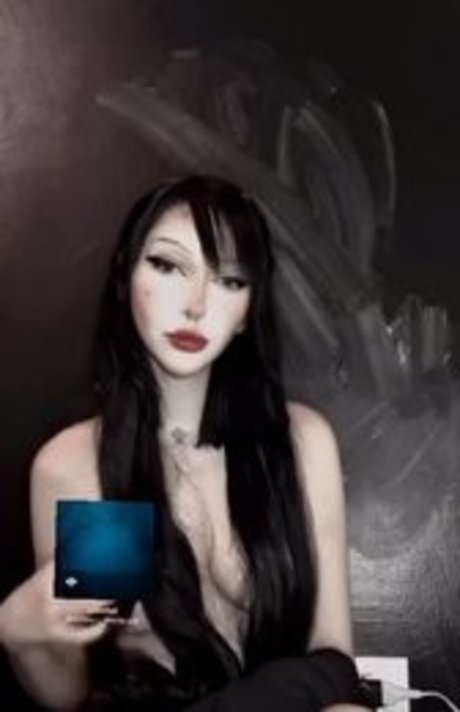 Foto desnuda filtrada de OnlyFans de Suckmydragon