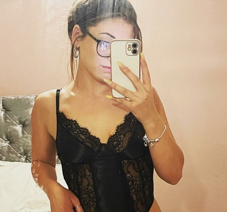 April Ro naked leaks OnlyFans pic