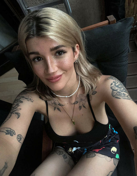 Foto desnuda filtrada de OnlyFans de Kunshikitty