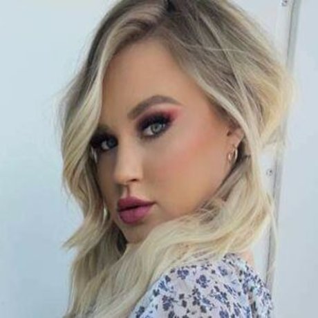 Naken läckt OnlyFans-bild av Jessy Erinn