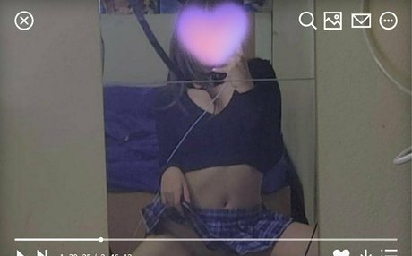 Foto desnuda filtrada de OnlyFans de Aelinkka