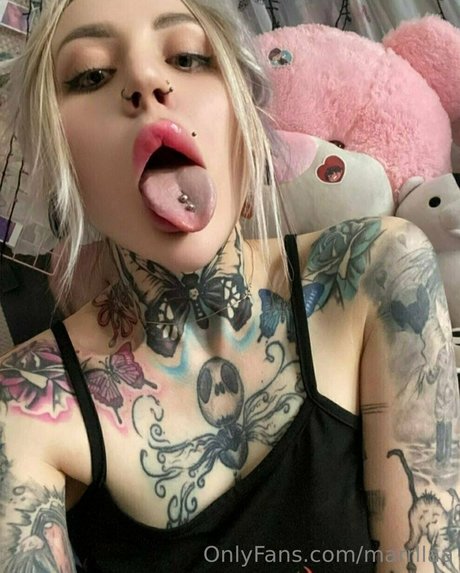 Marrllaa naked leaks OnlyFans pic