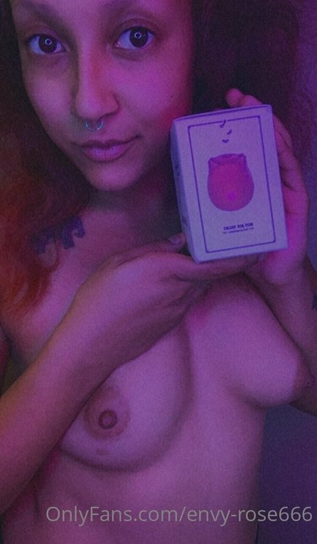 Envyrose666 naked leaks OnlyFans pic