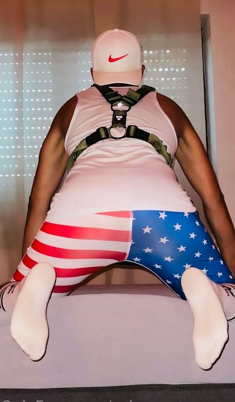 Snkrsuncensored OnlyFans泄露裸照