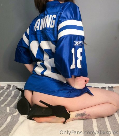 Alixsoles naked leaks OnlyFans pic