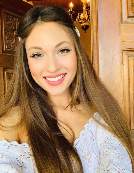 Naken läckt OnlyFans-bild av Annablossom