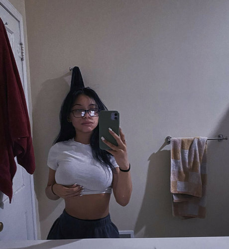 Mentallyilljimcow OnlyFans泄露裸照