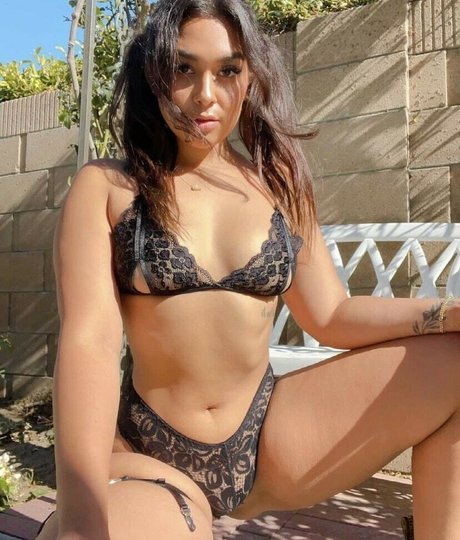 Nicolearanda naked leaks OnlyFans pic