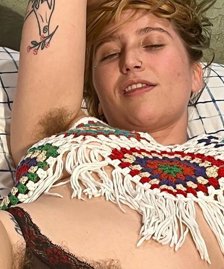 Alasti lekkinud OnlyFans-i pilt Naturaleye