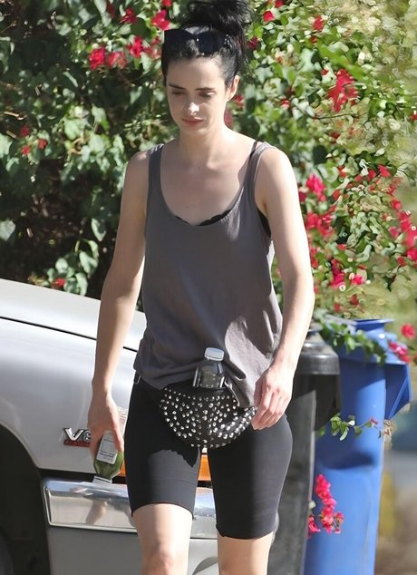 Foto nua vazada do OnlyFans de Krysten Ritter