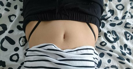 Обнаженная фотография утечки OnlyFans от Suuusanahfree