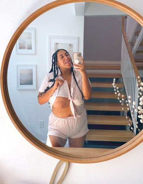 Rosa Guttierez OnlyFans泄露裸照