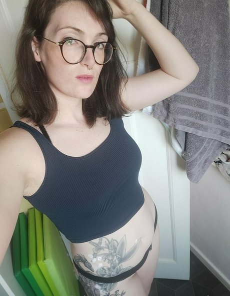 Naken läckt OnlyFans-bild av Crosecreations