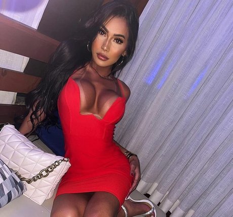 Alaston vuotanut OnlyFans-kuva Amanda Pavanelli