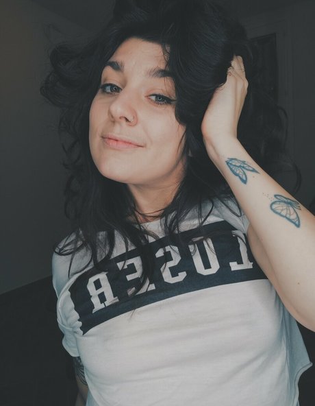 Nagie wyciekłe zdjęcie OnlyFans od Laurettavixen