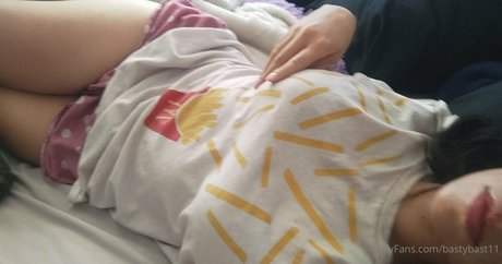 Foto nua vazada do OnlyFans de Bastibast