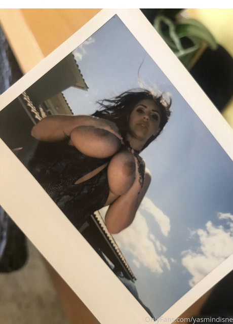 Photo nue de fuite OnlyFans de Yasmin Disney