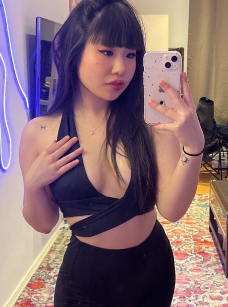 Muffinspice OnlyFans泄露裸照