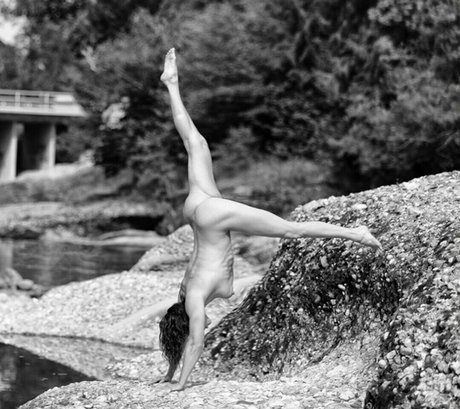 Naakte gelekte OnlyFans-foto van Heloisa Christina