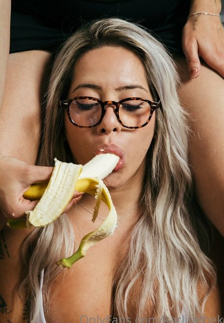 Nagie wyciekłe zdjęcie OnlyFans od Karlitathek